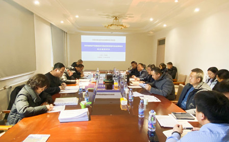標(biāo)題：開門紅！“農(nóng)作物秸稈切割揉碎壓制成型裝備科技成果轉(zhuǎn)化”項(xiàng)目順利通過綜合績(jī)效評(píng)價(jià)
瀏覽次數(shù)：910
發(fā)表時(shí)間：2024-02-04