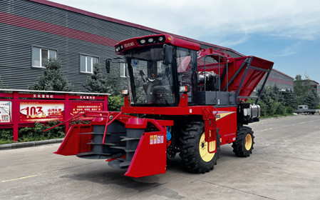 標(biāo)題：呼和浩特分院“9QYZ-2.6型自走式檸條收獲機”生產(chǎn)下線
瀏覽次數(shù)：776
發(fā)表時間：2024-08-08